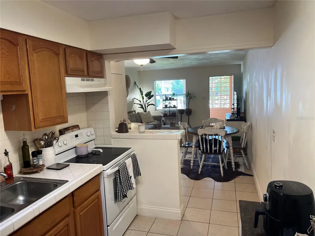 3706 NW 45th Street Gainesville FL 32607