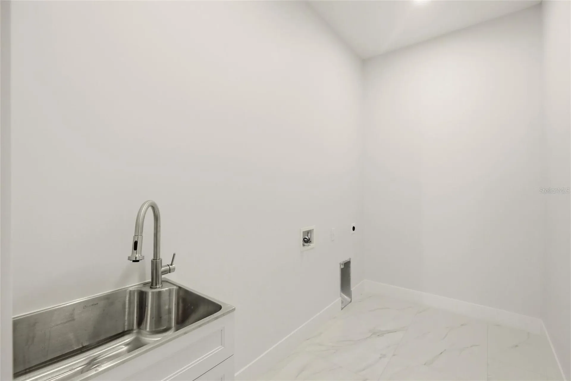 17 Long Meadow Road Rotonda West FL 33947