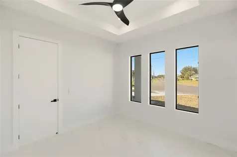 17 Long Meadow Road Rotonda West FL 33947