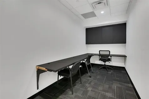 121 S Orange Avenue Orlando FL 32801