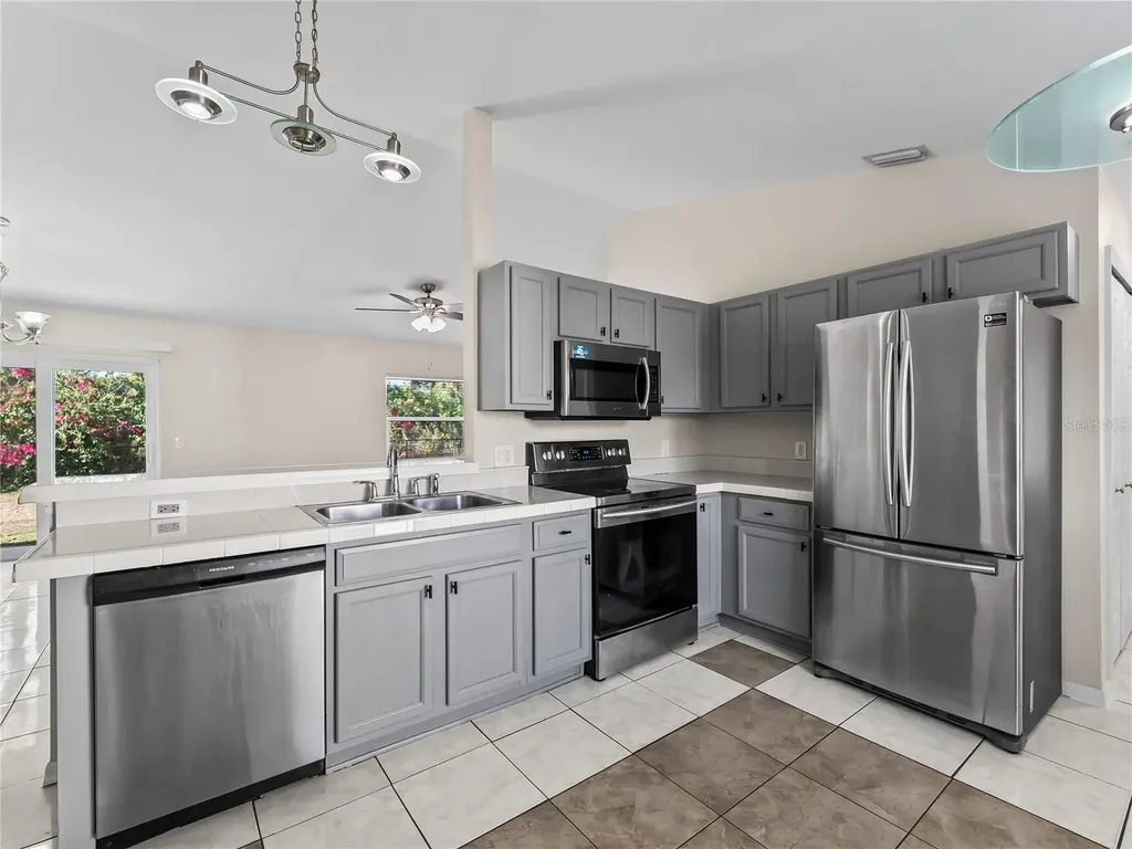 4985 Beckham Street North Port FL 34288