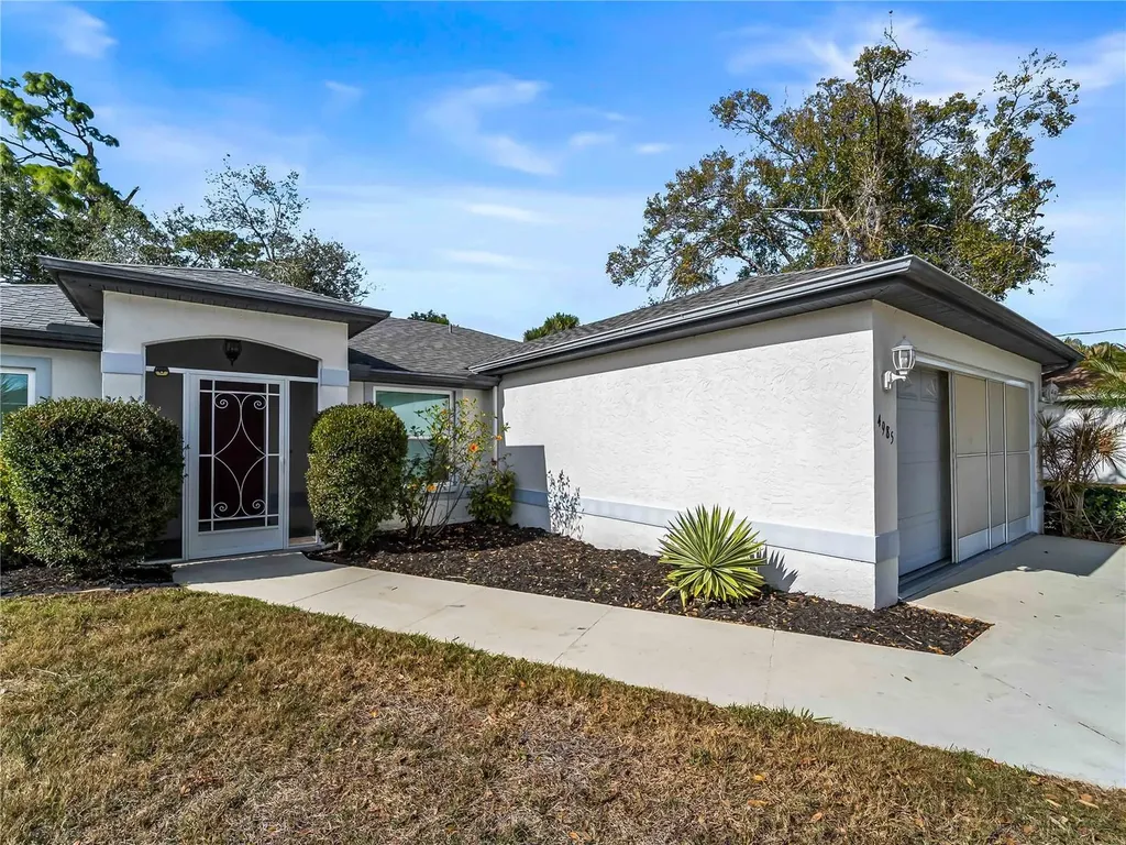 4985 Beckham Street North Port FL 34288