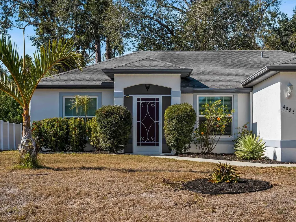 4985 Beckham Street North Port FL 34288