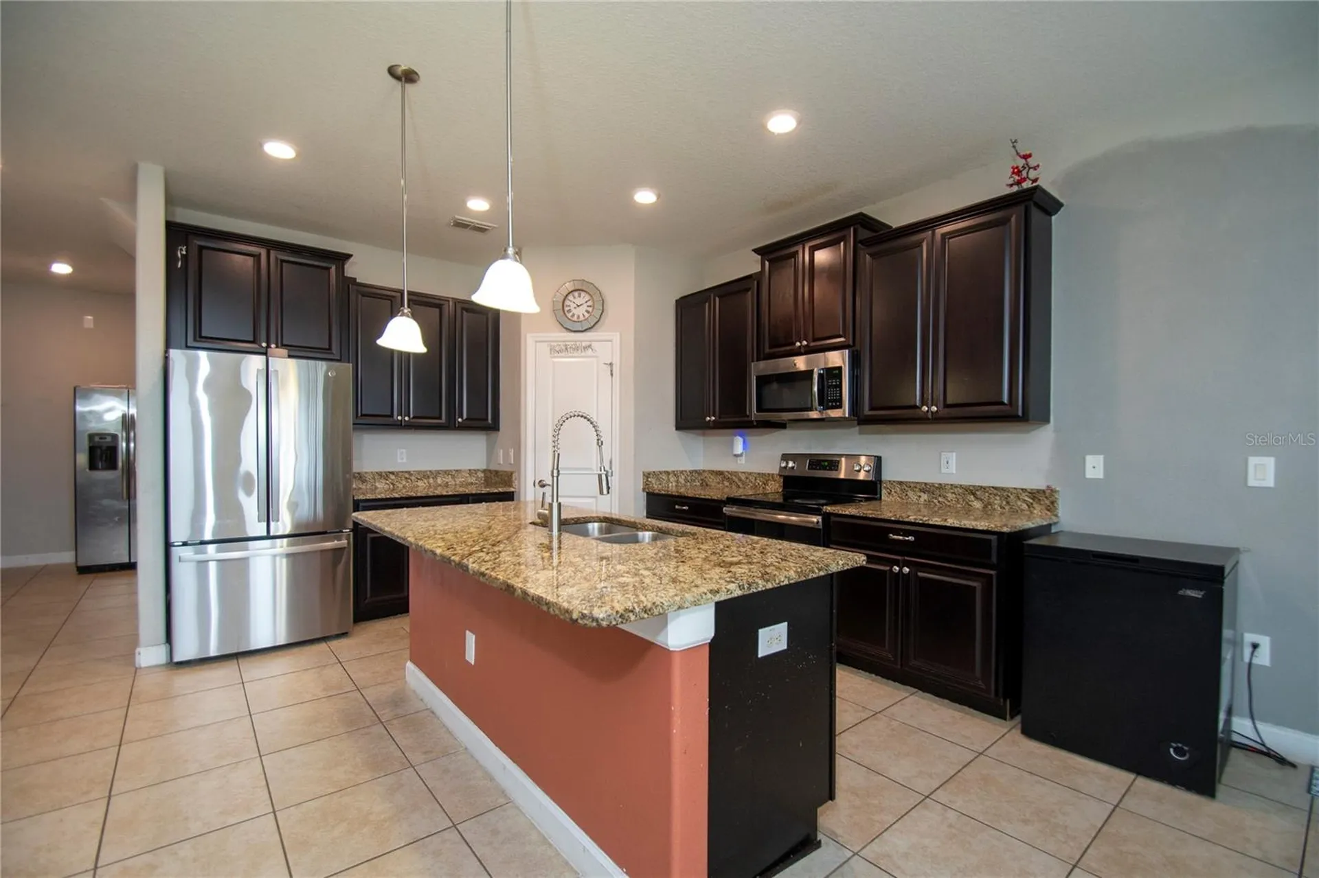 10158 Newminster Loop Ruskin FL 33573
