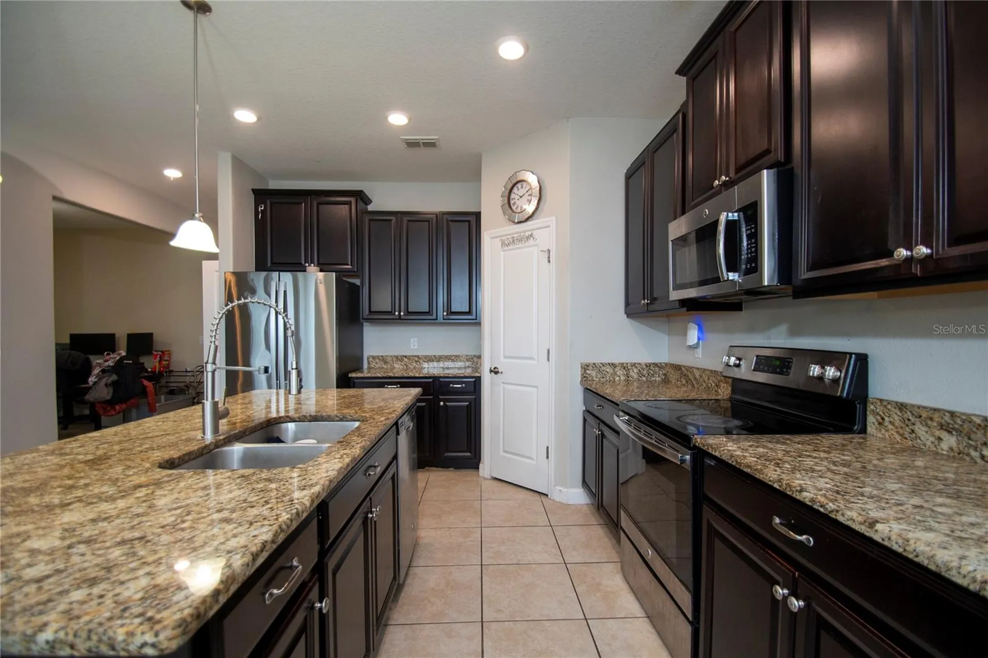 10158 Newminster Loop Ruskin FL 33573