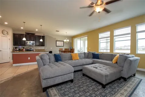 10158 Newminster Loop Ruskin FL 33573