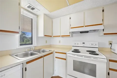 19505 Quesada Avenue Port Charlotte FL 33948