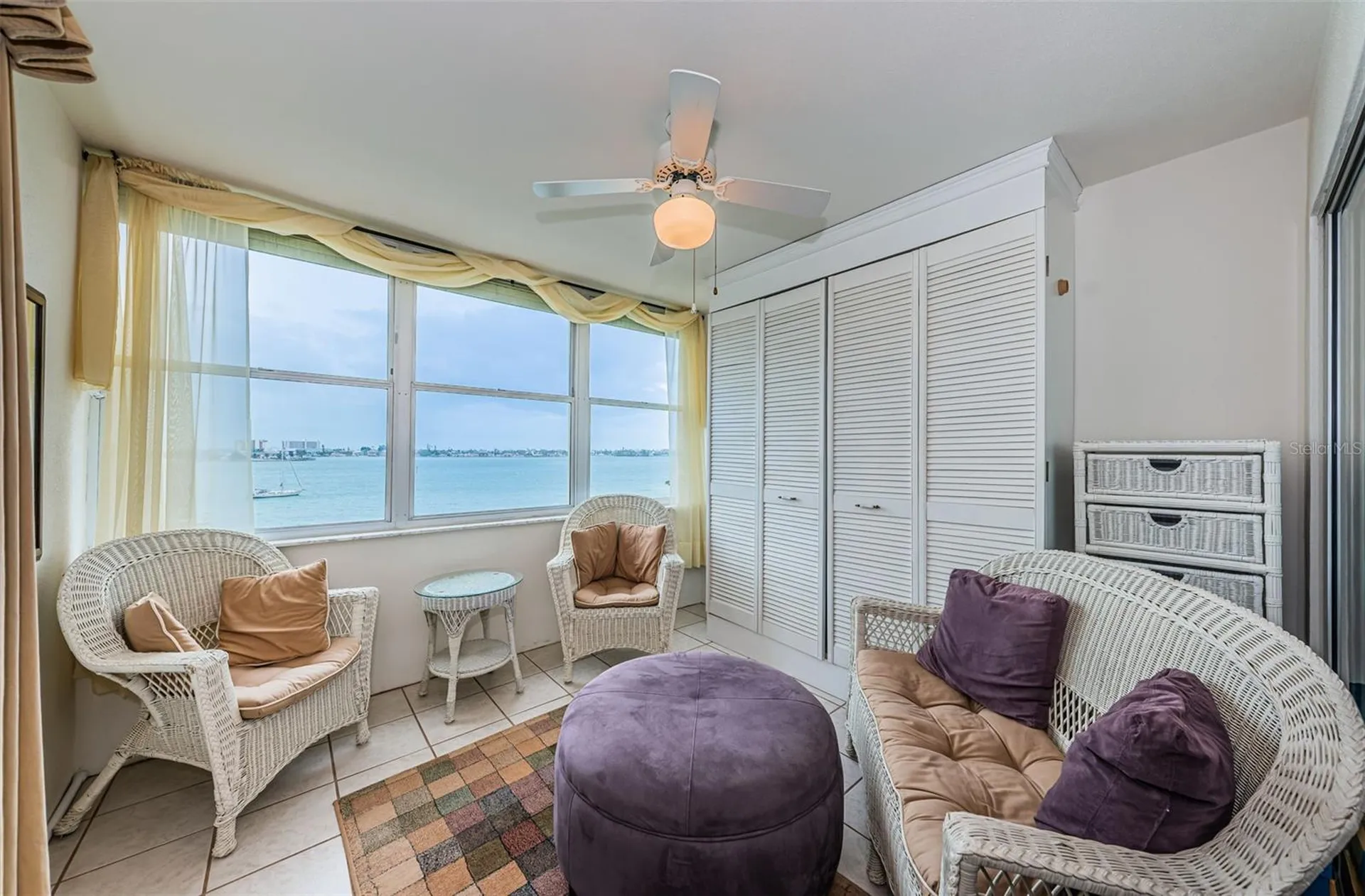 4525 Cove Circle St Petersburg FL 33708