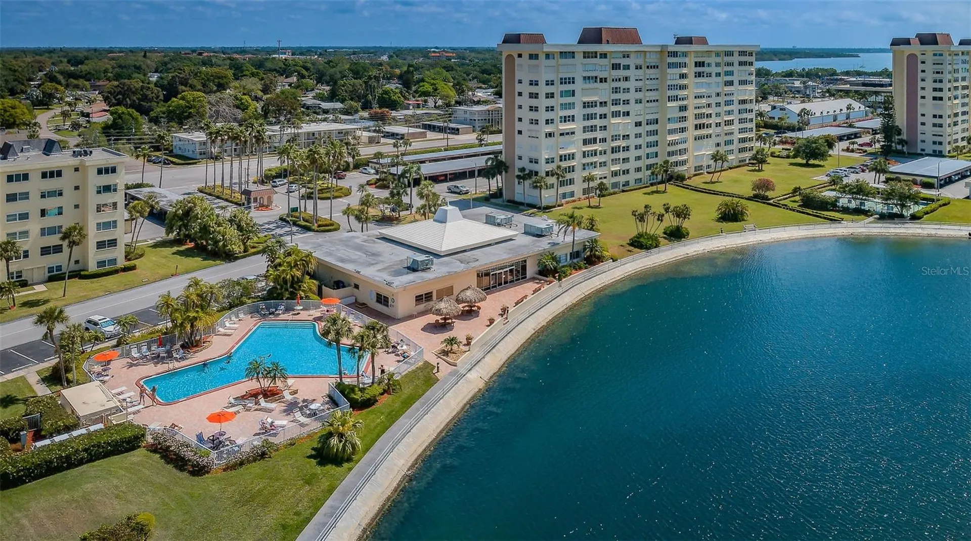 4525 Cove Circle St Petersburg FL 33708