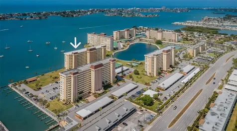 4525 Cove Circle St Petersburg FL 33708