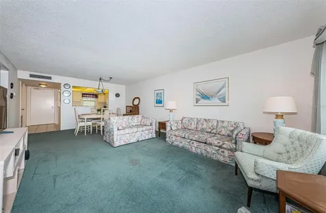 4525 Cove Circle St Petersburg FL 33708