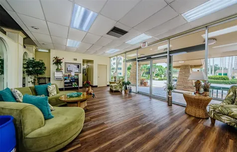 4525 Cove Circle St Petersburg FL 33708