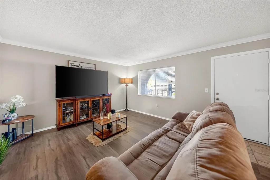 115 Oyster Bay Circle Altamonte Springs FL 32701