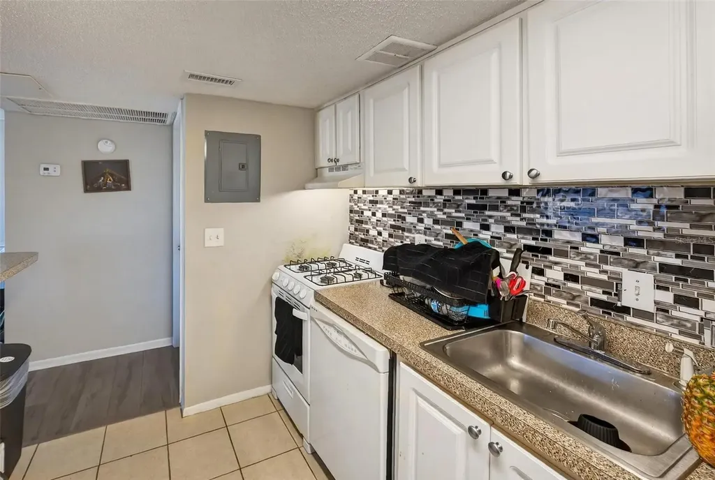 115 Oyster Bay Circle Altamonte Springs FL 32701