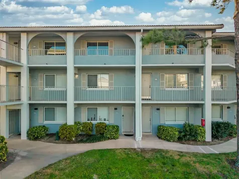 115 Oyster Bay Circle Altamonte Springs FL 32701
