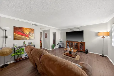 115 Oyster Bay Circle Altamonte Springs FL 32701