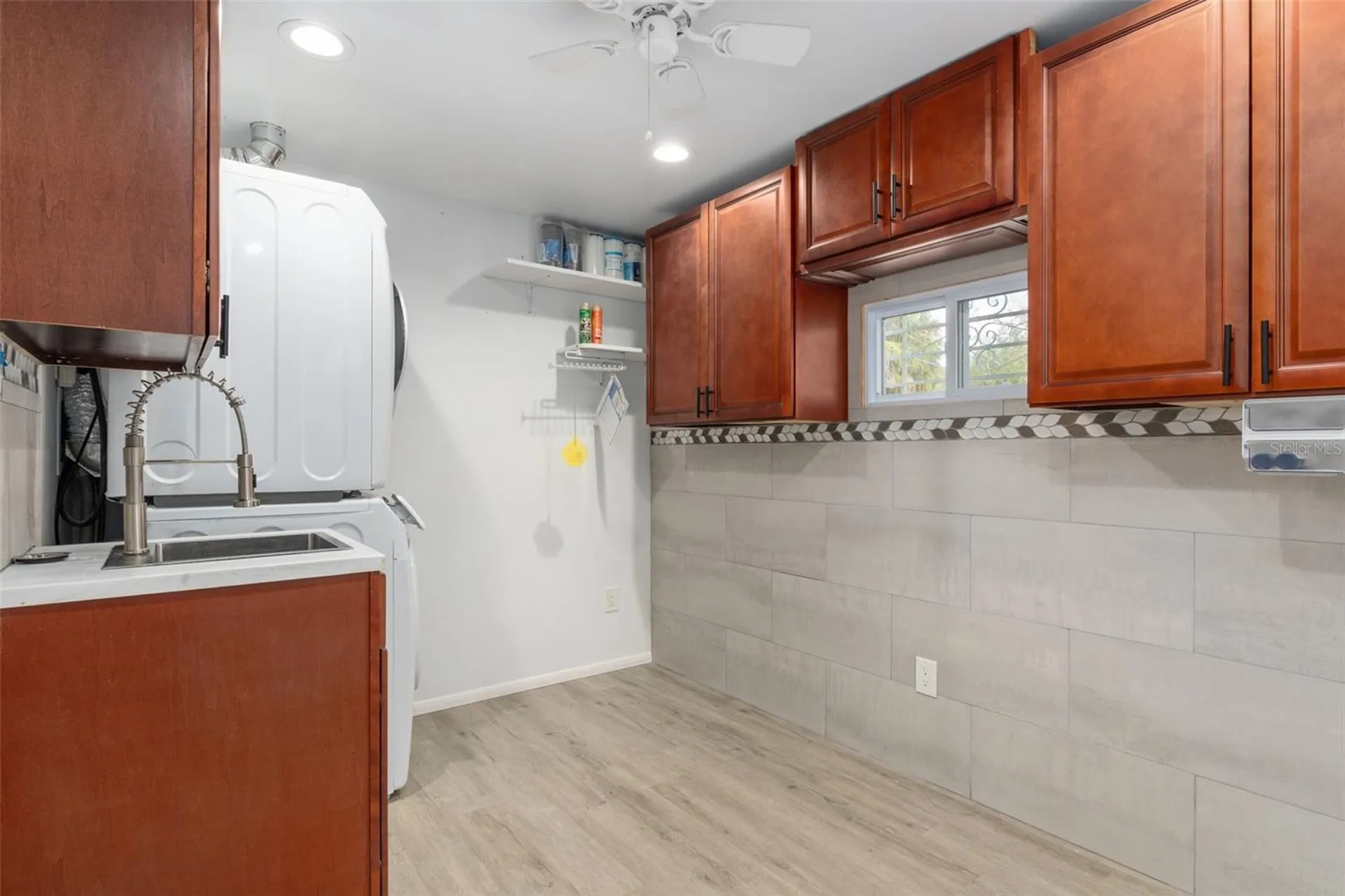 193 Gladys Avenue Inglis FL 34449