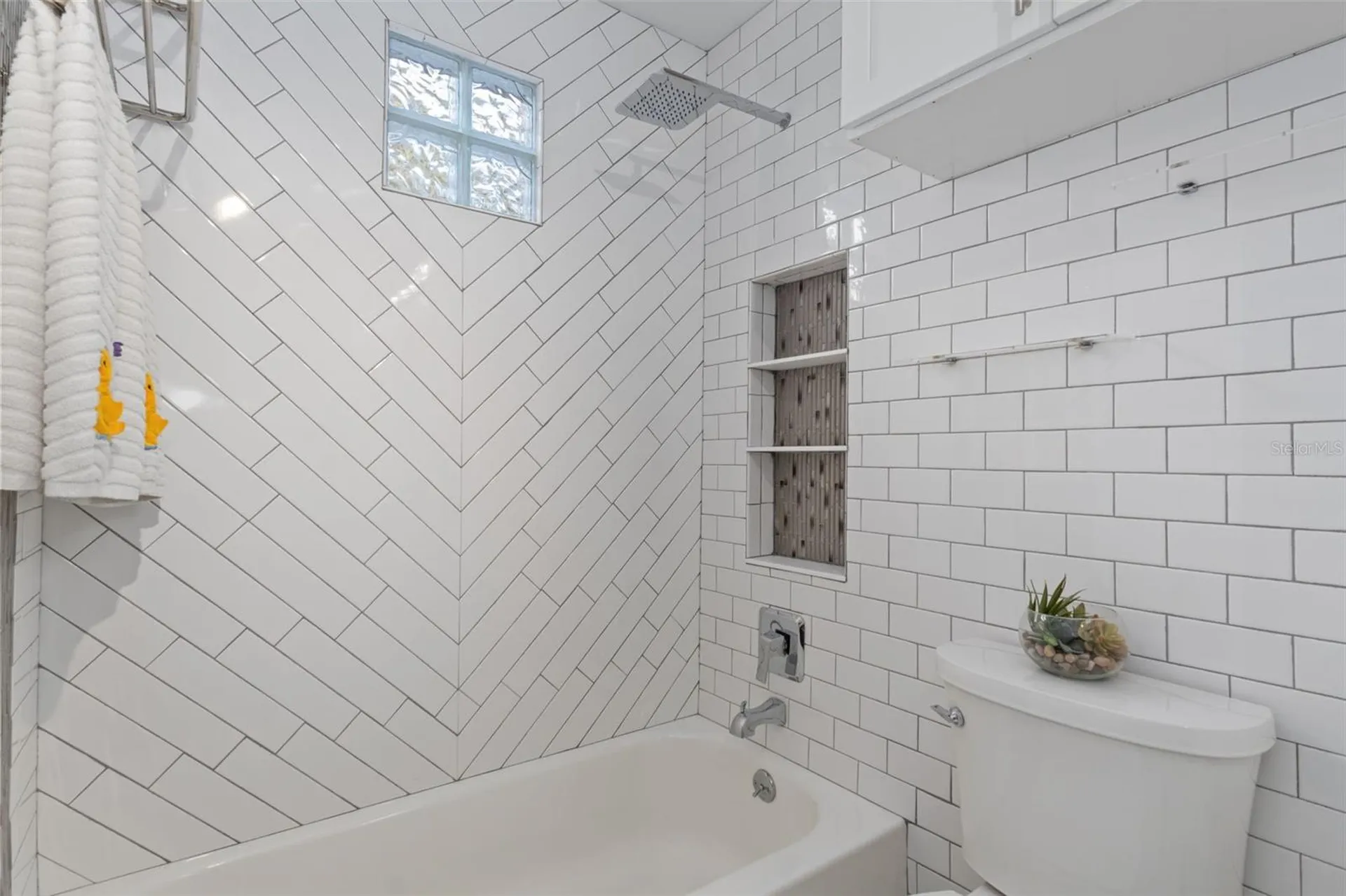 193 Gladys Avenue Inglis FL 34449