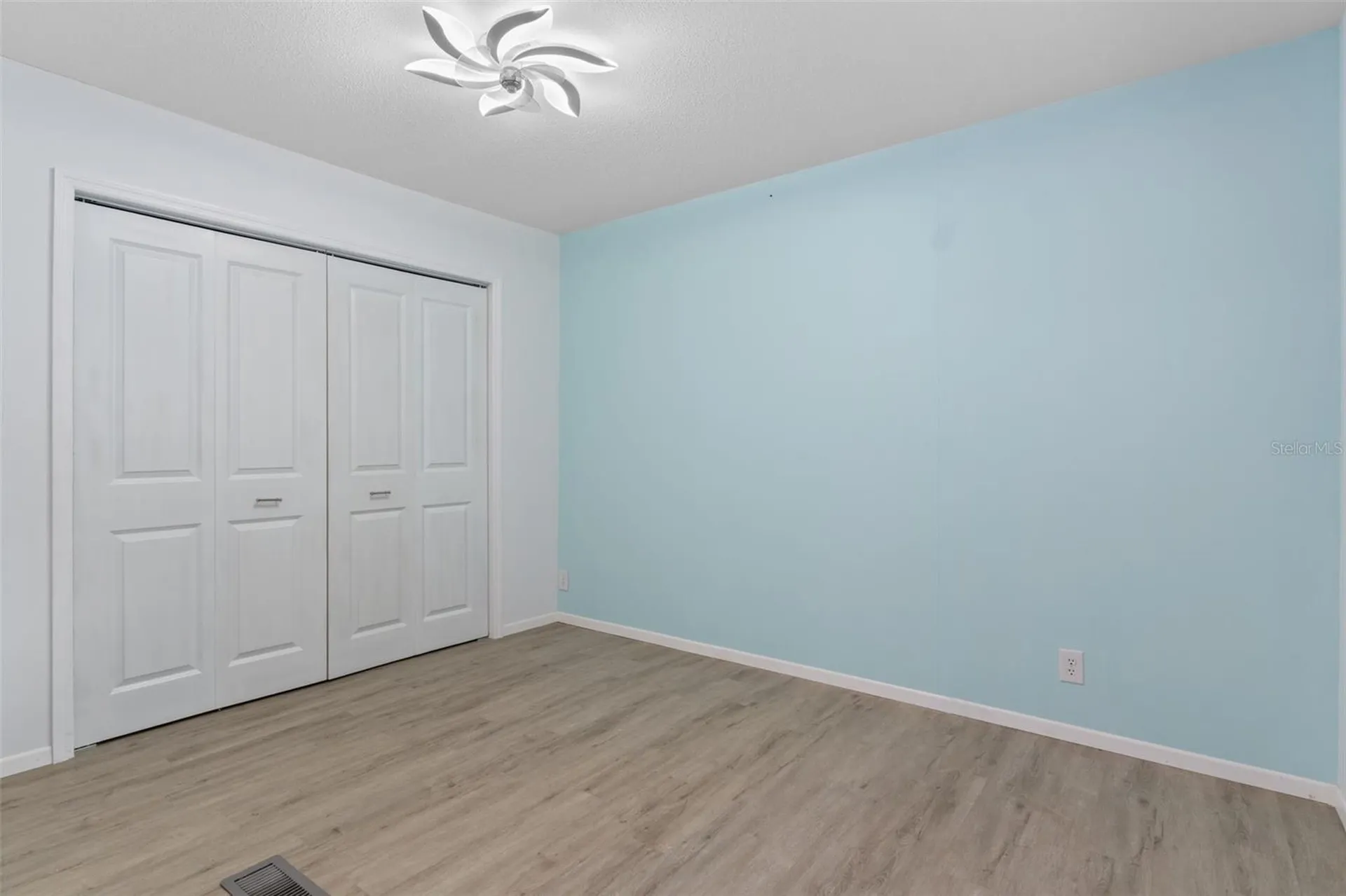 193 Gladys Avenue Inglis FL 34449
