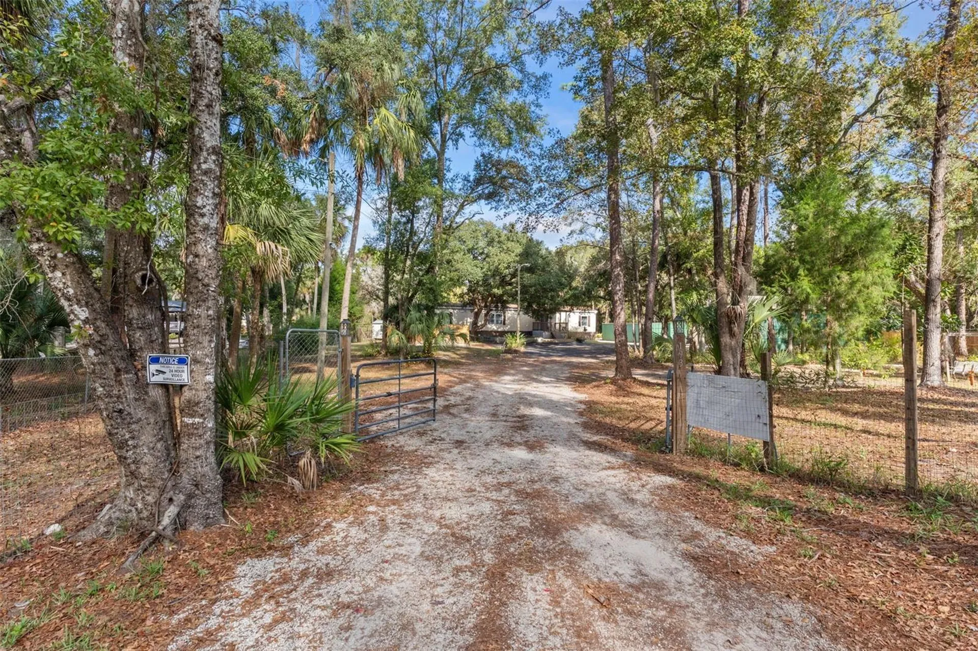 193 Gladys Avenue Inglis FL 34449