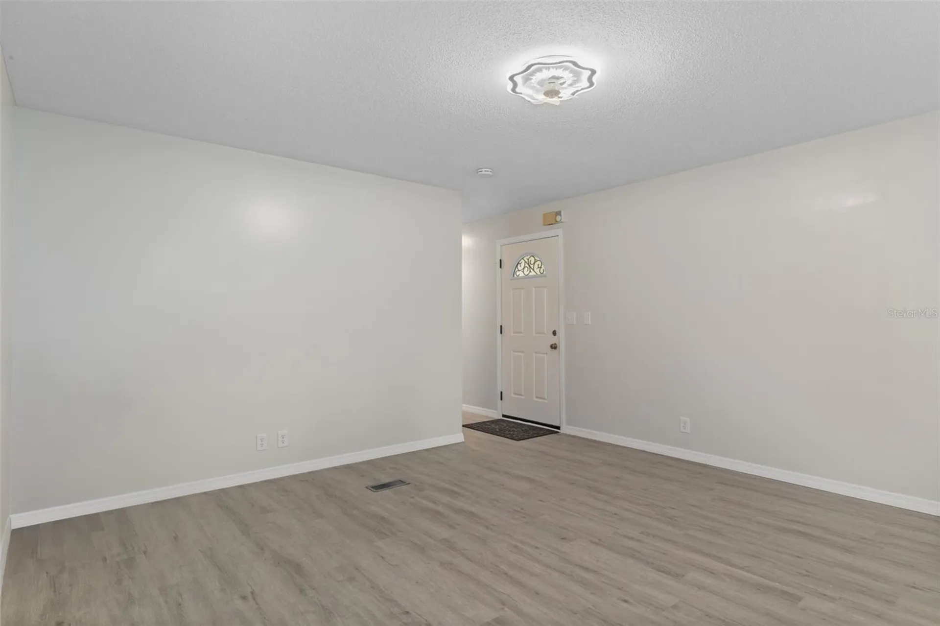 193 Gladys Avenue Inglis FL 34449