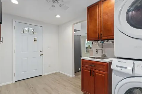 193 Gladys Avenue Inglis FL 34449