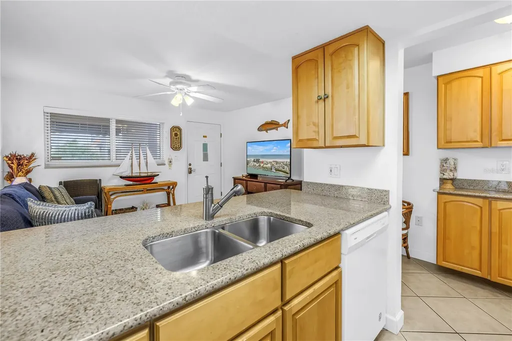10265 Gulf Boulevard St Petersburg FL 33706