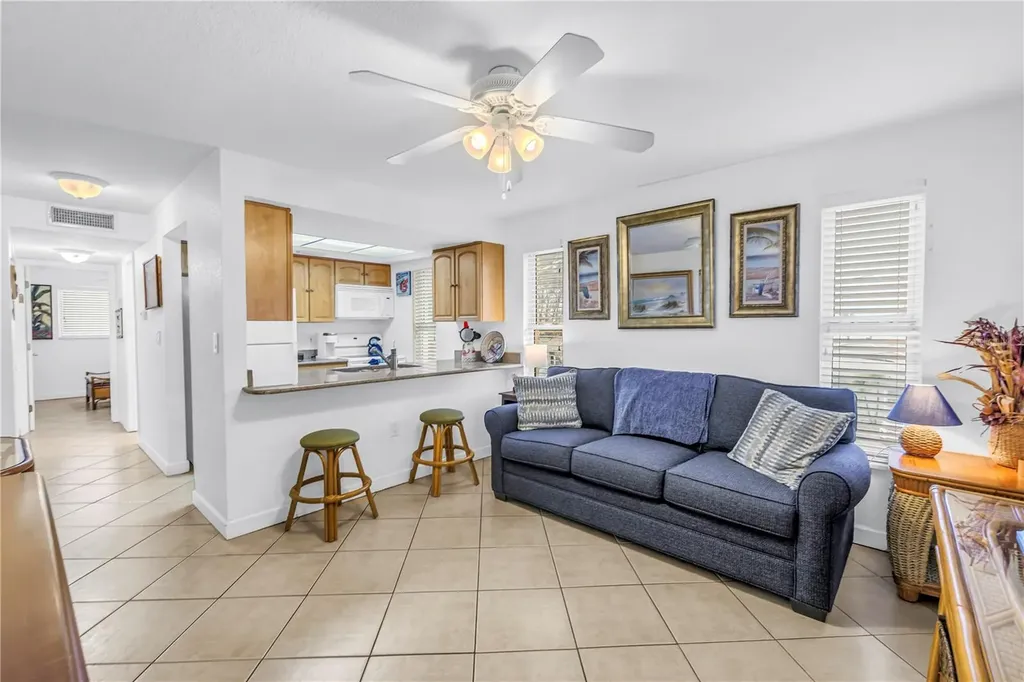 10265 Gulf Boulevard St Petersburg FL 33706