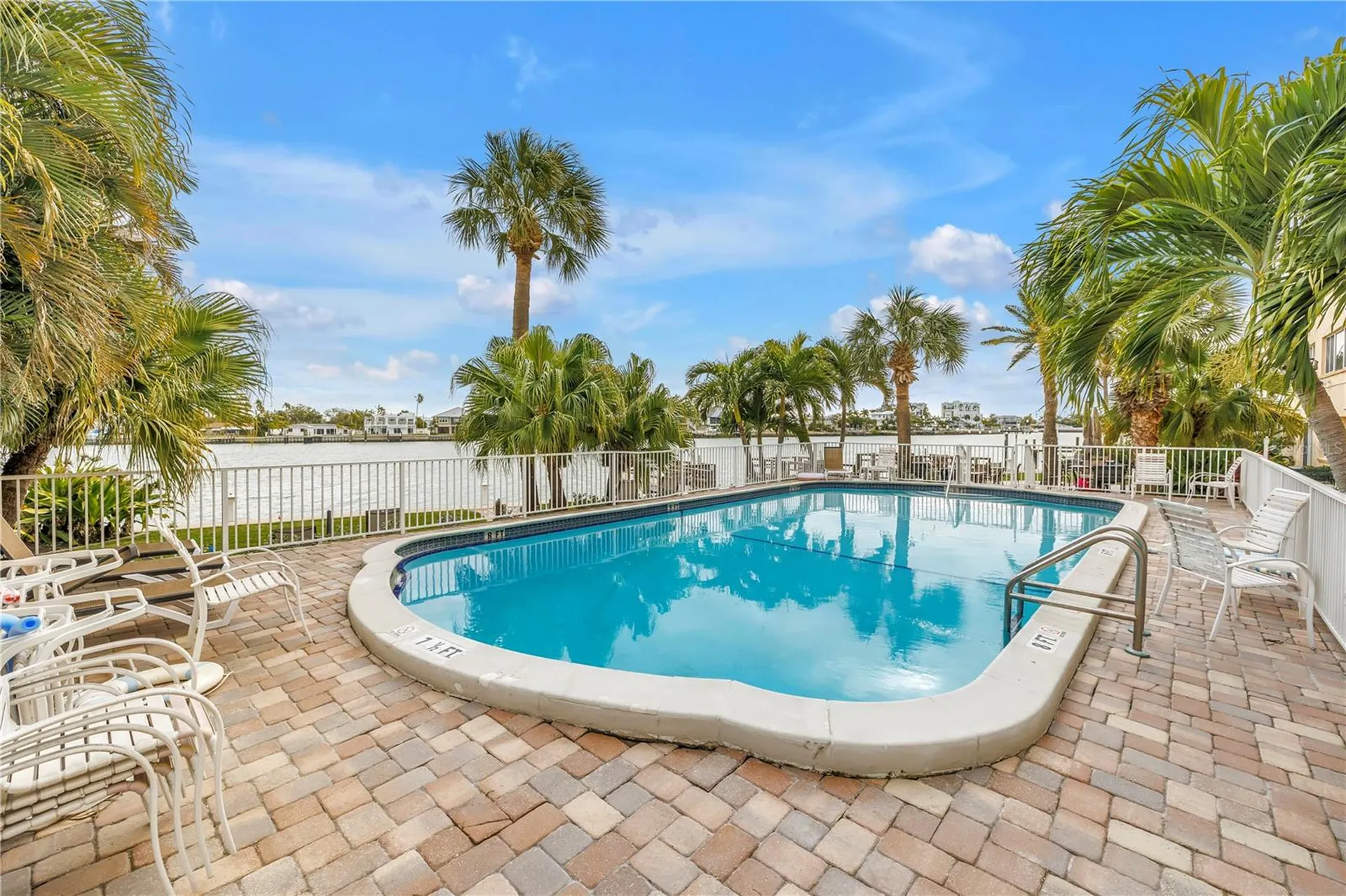 10265 Gulf Boulevard St Petersburg FL 33706