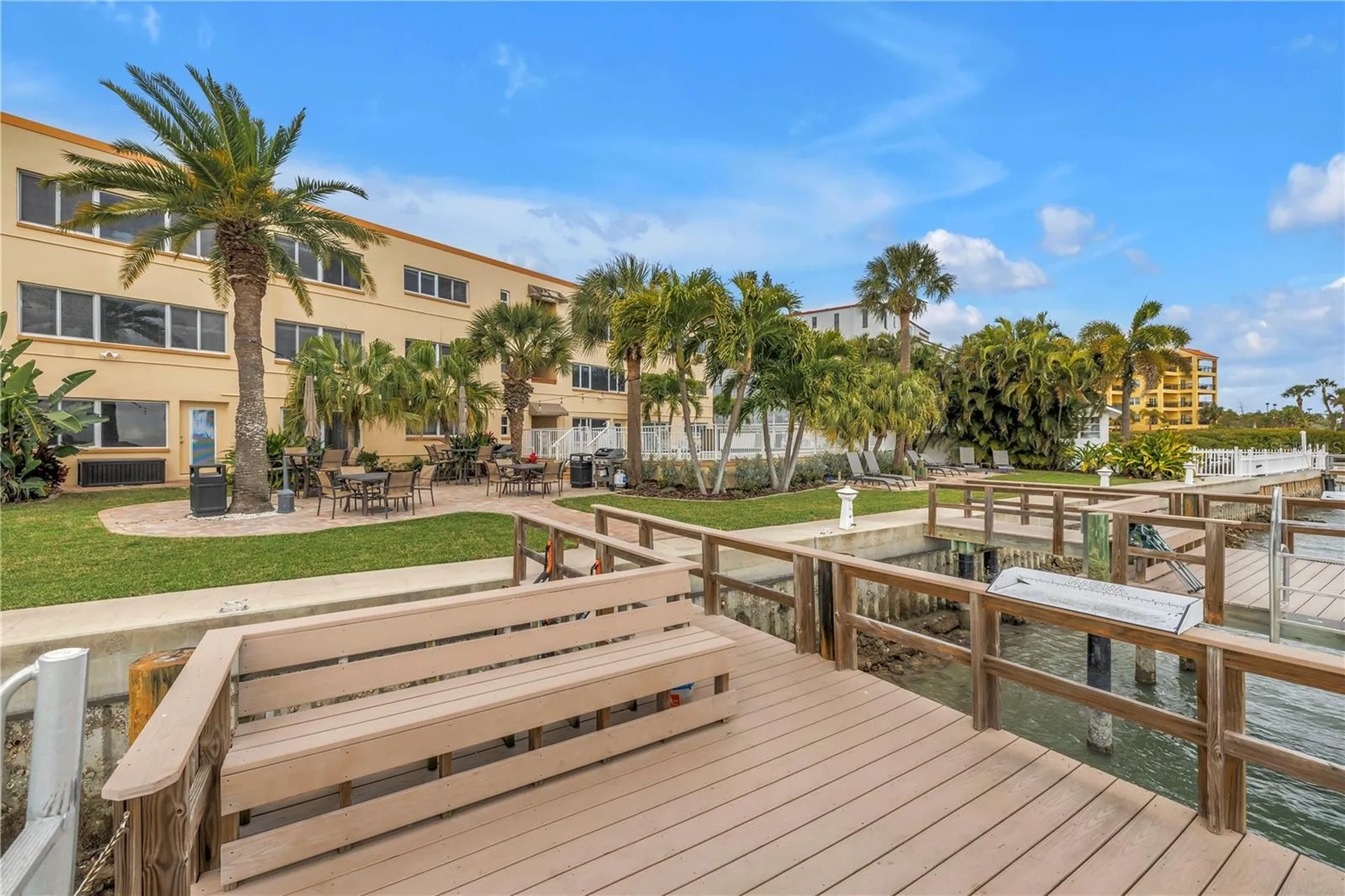 10265 Gulf Boulevard St Petersburg FL 33706
