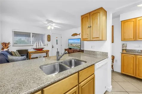 10265 Gulf Boulevard St Petersburg FL 33706