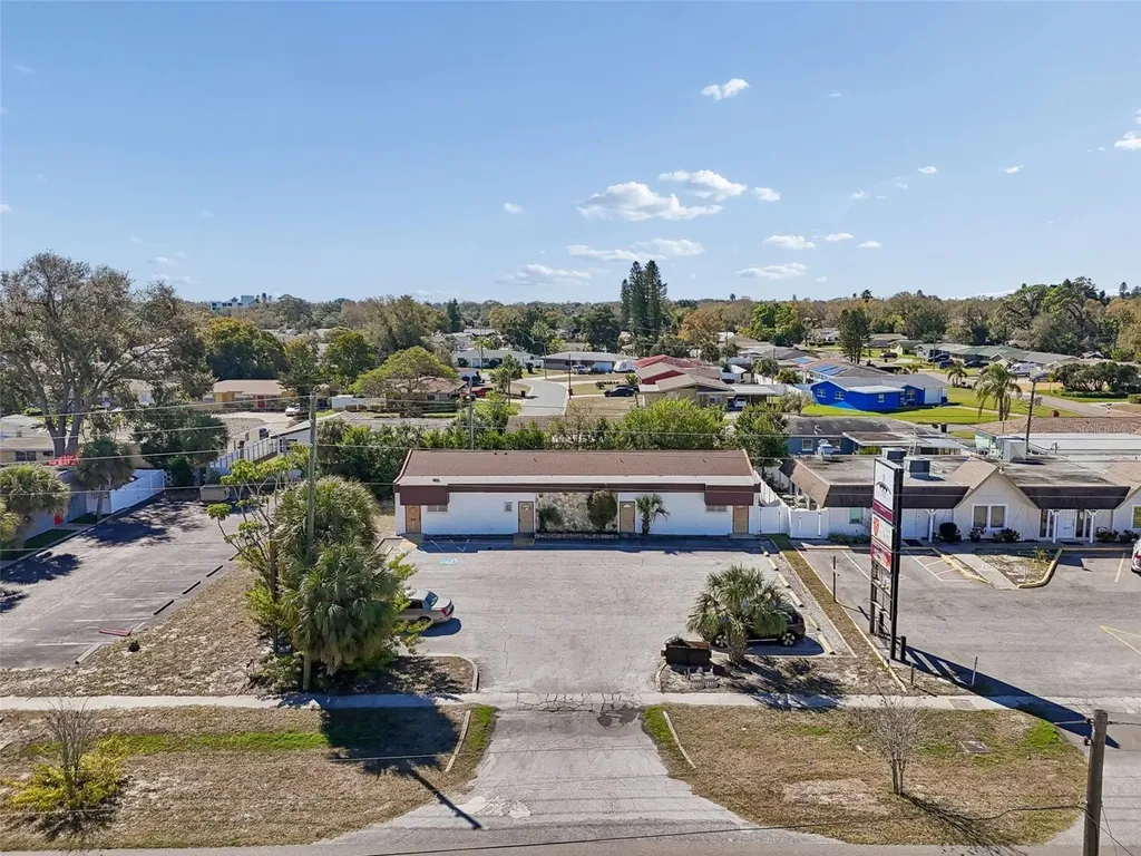1152 62nd Avenue S St Petersburg FL 33705