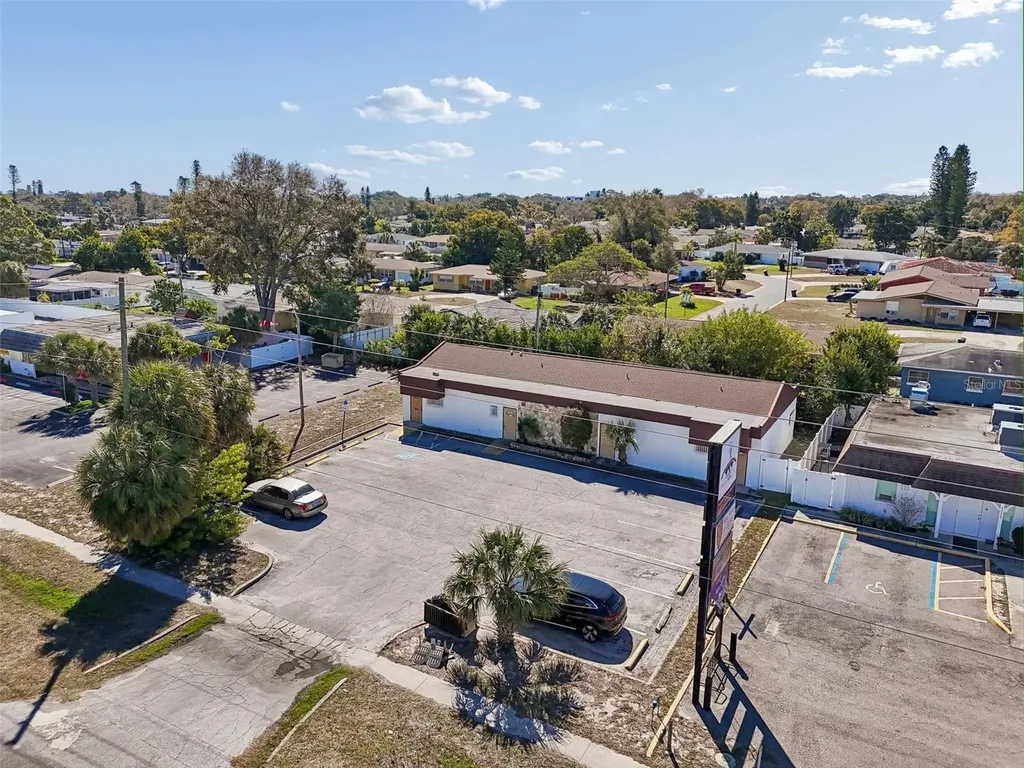 1152 62nd Avenue S St Petersburg FL 33705