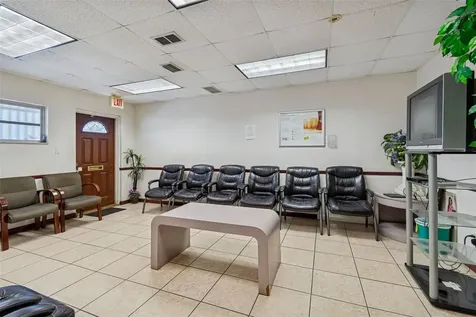 1152 62nd Avenue S St Petersburg FL 33705