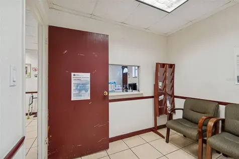 1152 62nd Avenue S St Petersburg FL 33705