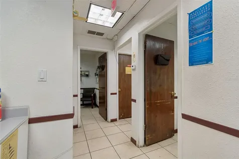 1152 62nd Avenue S St Petersburg FL 33705