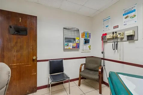 1152 62nd Avenue S St Petersburg FL 33705