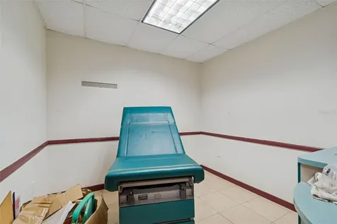 1152 62nd Avenue S St Petersburg FL 33705