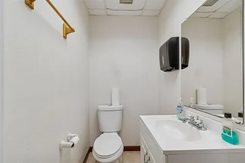 1152 62nd Avenue S St Petersburg FL 33705