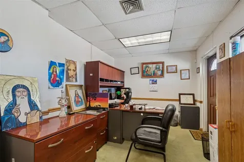 1152 62nd Avenue S St Petersburg FL 33705