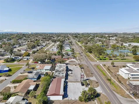 1152 62nd Avenue S St Petersburg FL 33705