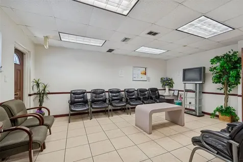 1152 62nd Avenue S St Petersburg FL 33705