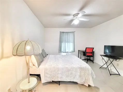 2360 SW Archer Road Gainesville FL 32608