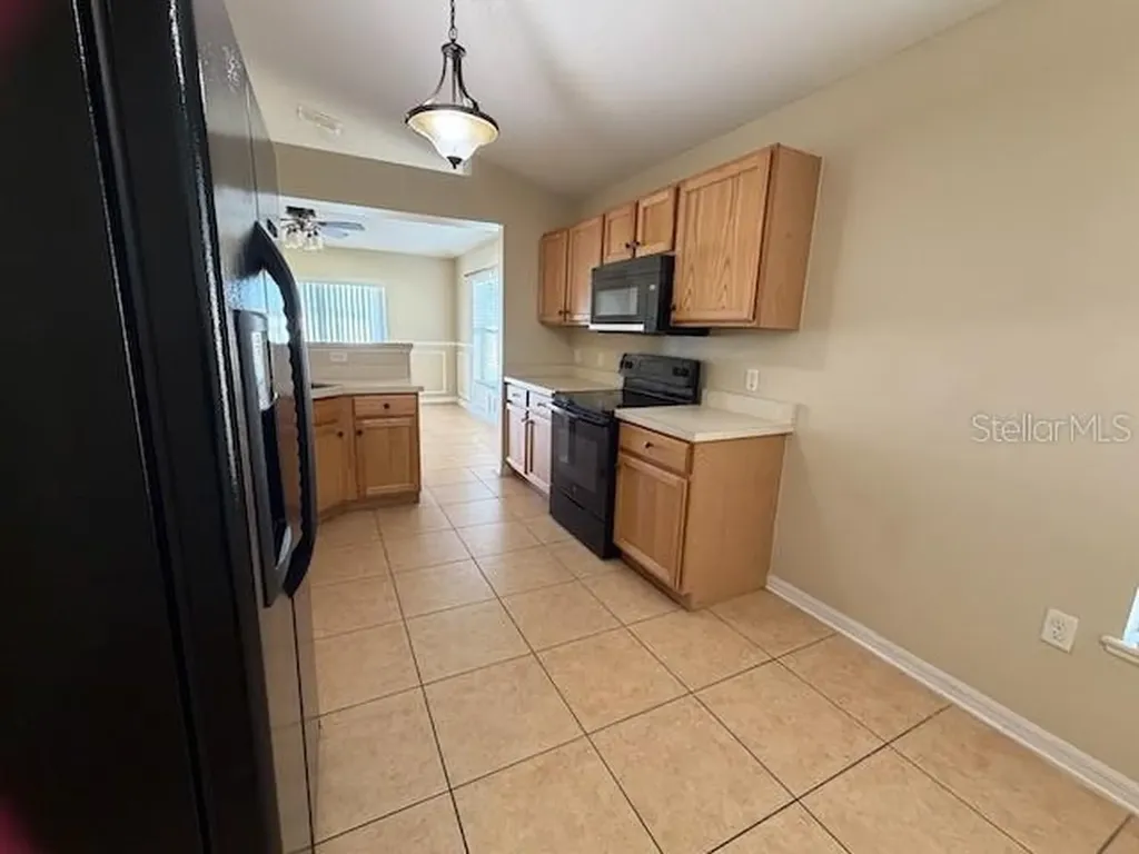 2551 Hunley Loop Kissimmee FL 34743