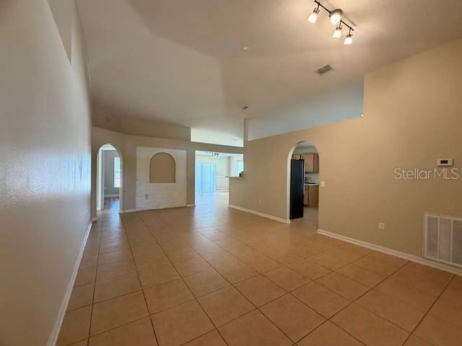 2551 Hunley Loop Kissimmee FL 34743