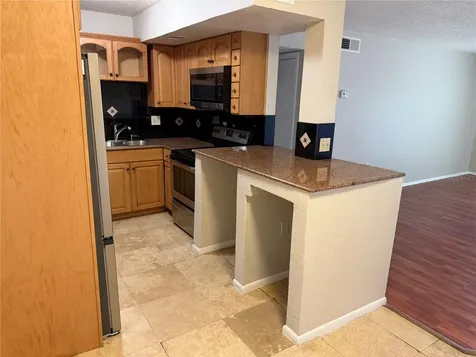 914 Lake Destiny Road Altamonte Springs FL 32714