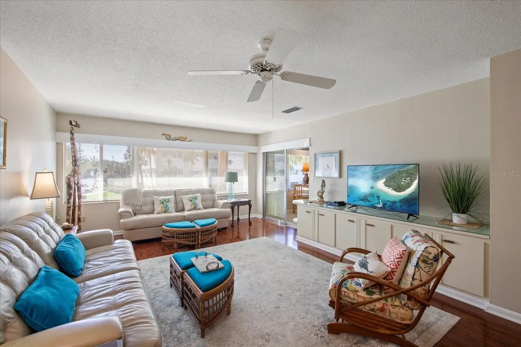 100 Bluff View Drive Belleair Bluffs FL 33770