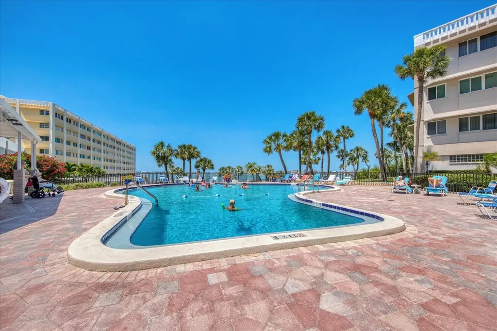 100 Bluff View Drive Belleair Bluffs FL 33770