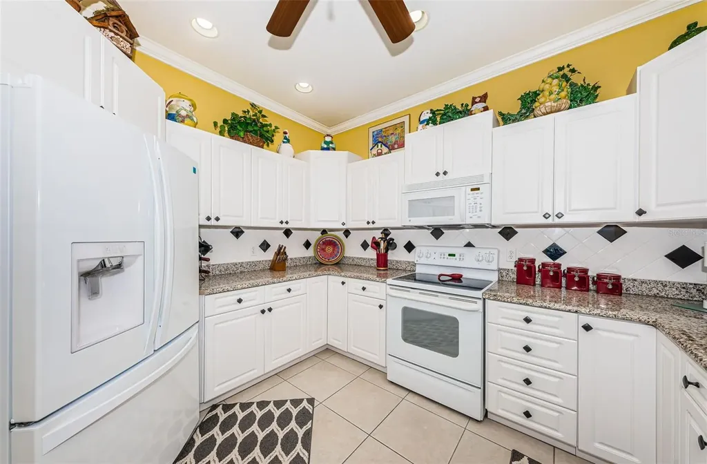 11595 Gulf Boulevard St Petersburg FL 33706