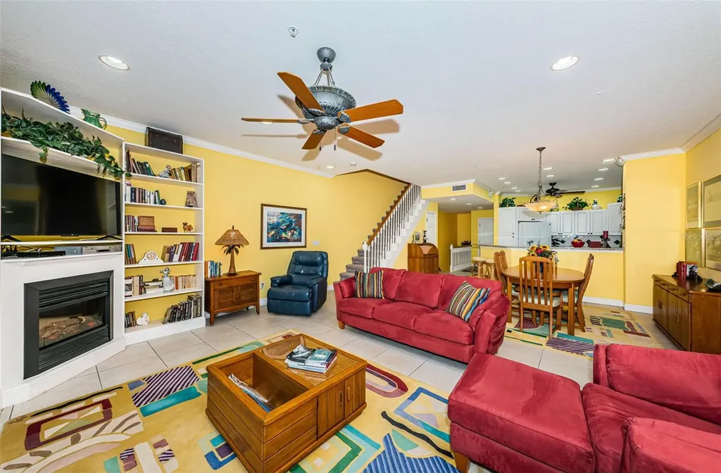 11595 Gulf Boulevard St Petersburg FL 33706